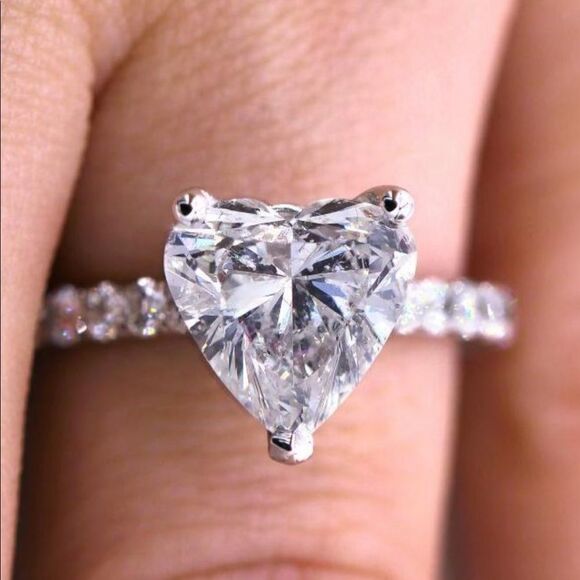 NEW! 18K White Gold Plated Solitaire Heart Shaped Diamond Engagement Ring - Picture 4 of 7